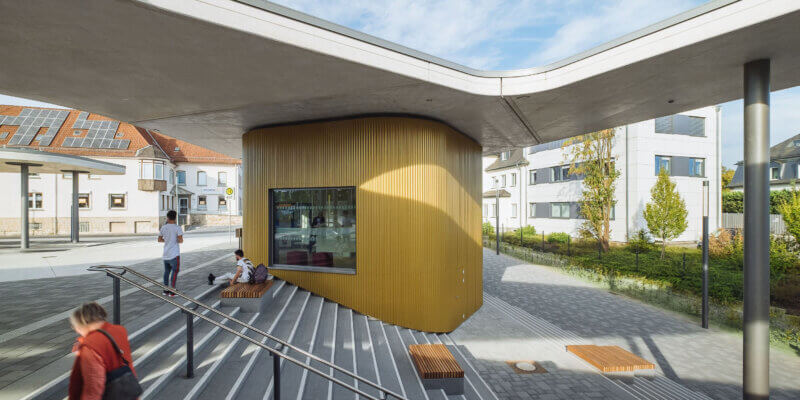 Bahnhof und Zob Korbach - BKSA